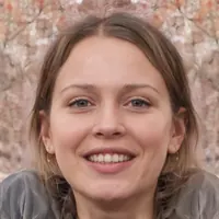 Júlia M.